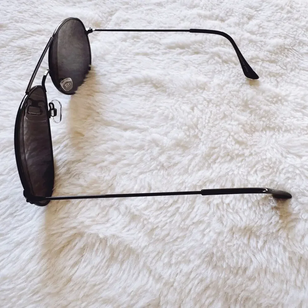 Flynn Black W/ Mirrored Lenses Aviator Sunglasses